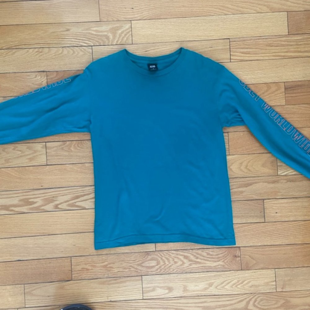 OBEY Long Sleeve Top